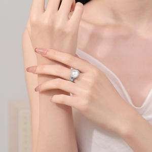 Elegant Oval <b>Pearl</b> <b>Rings</b> for Women Luxury Open High-end Index Finger Retro Geometric Circular Wholesale Fashion Jewelry <b>Rings</b> - Product Image 5