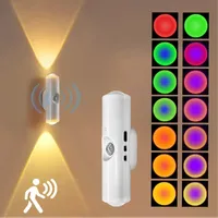 Lampes LED pour armoire avec détecteur de mouvement, lumière d'ambiance magnétique RGB rechargeable, lampe murale coucher de soleil, lumière de nuit pour couloir, escalier, cuisine