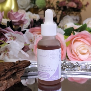 CALFLYN <span class=keywords><strong>Acide</strong></span> <span class=keywords><strong>Salicylique</strong></span> 2% Sérum Hydratant Blanchissant Anti-âge Anti-acné Éclaircissant Soins de la peau ordinaires Sérum pour le visage - Product Image 1