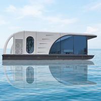 Hôtel flottant de conception européenne - Cabine aquatique sur le bord de l'eau avec caractéristiques de bateau de pêche, spa et maison de plage