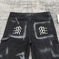 DENIMGUYS Jean Cargo Noir Brodé pour Homme, Style Rétro Américain, Coupe Ample à Jambes Larges, Effet Délavé au Soleil, avec Patchs