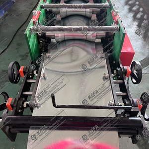 Machine de formage de tuiles de toit robustes à structure solide pour une longue durée de vie, certifiée ISO - Product Image 3