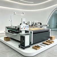 Machine de découpe à plat CNC automatique pour graphiques, découpeuse de feuilles de carton ondulé 2 plis