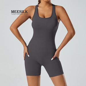 Sutyen inşa tulumlar Yoga seti spor takımları kadınlar için seksi üst dikişsiz tayt şort egzersiz kıyafetleri spor giyim - Product Image 3