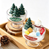 Kreative Weihnachts-Dekorationskerzen im Hohen Glasgefäß mit Schneemann- und Baummotiv, Aromatherapie-Sojawachs, Handgemachtes Weihnachtsgeschenk