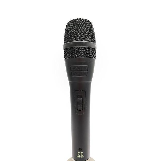 Manufacturer Professional Long Range Handheld Unidirectional Dynamic Cord Karaoke Microphone