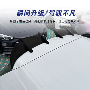 สปอยเลอร์หลัง Volkswagen Golf 7 Mk7 7.5 ทรง Ducktail สีดำ Piano Black ลายคาร์บอนไฟเบอร์ วัสดุ ABS ปี 2013-2019 - Product Image 3
