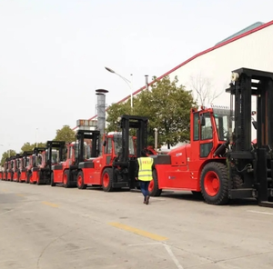 CPCD250 <span class=keywords><strong>Forklift</strong></span> Diesel beban <span class=keywords><strong>25000kg</strong></span> Counterweight dapat disesuaikan untuk stabilitas - Product Image 6