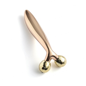 Outil de massage facial manuel en métal de haute qualité en forme de Y avec double rouleau à billes - Product Image 4