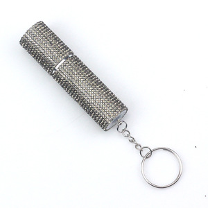 Lot de porte-clés flacon de parfum en cristal brillant avec strass pour femme, idéal pour l'autodéfense – Achat en gros depuis la Chine - Product Image 5