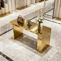 Présentoir de Luxe pour Chaussures et Sacs à Main, Écologique, en Métal Robuste, Design Cubique à Dos Solide, Taille Personnalisable pour la Vente au Détail