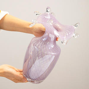 Jarrón Moderno de Lujo Ligero Hecho a Mano con Boca Ondulada, Arreglo Floral, Decoración Creativa para Mesa Hidropónica de Porche, Adornos Nórdicos - Product Image 6