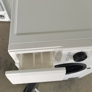 Home Use Front Load 10KG Large Capacity Design High Capacity Handles up to 8kg of Laundry Effortlessly. Efficient Drying - Product Image 3