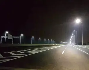 100W 120 watt LED sokak ışıkları yüksek lümen ışık verimliliği teklif sürdürülebilir ve çevre dostu seçeneği motor