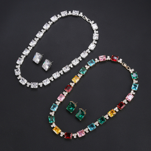 Luxuriöses Zirkonia-Schmuckset für Damen mit Großer Quadratischer Halskette und Ohrringen, Vergoldete Gliederkette, Hochzeits-Brautschmuck Geschenk CN11729 - Product Image 4