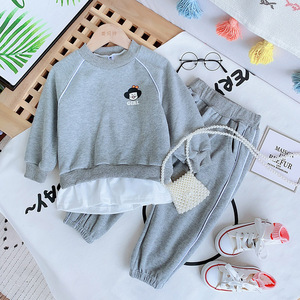 ชุดเซ็ต 2 ชิ้น สีชมพูสำหรับเด็กผู้หญิง เสื้อแขนยาวคอกลมปักลายการ์ตูน ชุดวอร์มสำหรับเด็ก ฤดูใบไม้ผลิ - Product Image 5