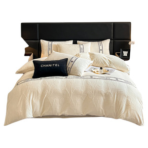 Parure de lit quatre pièces moderne et minimaliste en velours laiteux ajouré, couleur unie, sensation de luxe, nouvelle collection hiver 2025 (drap, <span class=keywords><strong>housse</strong></span> de couette, drap-<span class=keywords><strong>housse</strong></span>) - Product Image 5