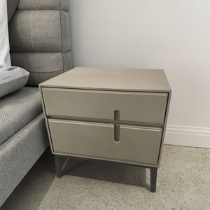 Table de chevet moderne de luxe en bois massif Design du milieu du siècle Table d'appoint à 2 tiroirs pour chambre à coucher Mobilier d'hôpital - Product Image 5