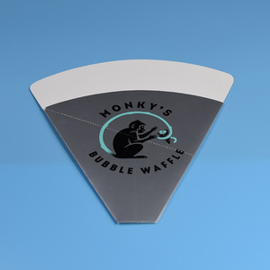 Vente chaude : Support en papier pour gaufres, emballage pour boîte à <span class=keywords><strong>pizza</strong></span>, support pour frites, support pour gaufres bulles, gobelet à crème glacée, cône à crêpes triangulaire pour à emporter - Product Image 1