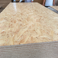 Panneau OSB (Oriented Strand Board) en bois pour la construction, épaisseurs 9mm, 12mm, 15mm, 18mm, pour toiture, murs, revêtements de sol et meubles
