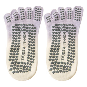 Chaussettes de yoga antidérapantes à cinq doigts camouflage pour Pilates et fitness en salle, en coton, élasthanne et polyester - Product Image 5
