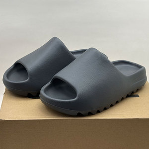 Collection Printemps-Été : Nouvelles Sandales Confortables en EVA Épais Antidérapantes pour Hommes et Femmes, Semelle Souple, Style Coco, Rehaussantes - Product Image 4