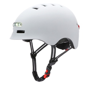 Casque de Vélo Intelligent à LED Clignotantes pour Trottinette Électrique, Vélo, Moto - Accessoires - Tension 36V - Product Image 1