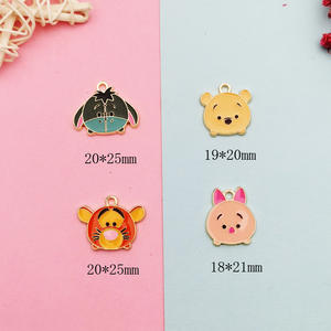 10 teile/los Cartoon Tier Emaille Charme Niedlich CAHRACTER Pooh Tigger Metall Anhänger Handgemachte DIY Schmuck Zubehör - Product Image 3