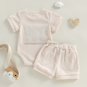 Conjunto de Ropa Casual de Verano para Bebé Niño, con Estampado de Letras MAMAS BOY, Fabricación Personalizada con MOQ Bajo - Product Image 4