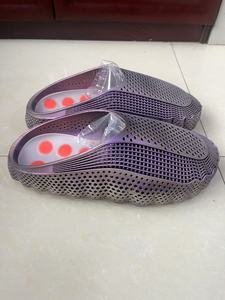 Chaussures de massage légères imprimées en 3D avec amorti doux, empeigne respirante et semelle antidérapante pour un confort quotidien - Product Image 3