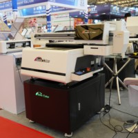 Impresora UV de Cama Plana de Tamaño A2 con Dos Cabezales de Impresión para Barnizar en 6040, para Botellas de Vidrio, TPU y Todos los Materiales