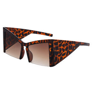 Gafas de Sol Retro Europeas Americanas de Gran Tamaño con Diseño de Ojo de Gato para Mujer, Montura Negra de PC, Protección UV400, Diseño Cuadrilateral - Product Image 3
