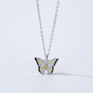 Collier pendentif personnalisable en argent sterling S925 avec zirconium coloré en forme de papillon spirituel, version cuivre, un cadeau pour femme - Product Image 3