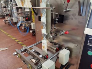 के ovaltine सोया पेय पाउडर छड़ी वापस सील पैकिंग मशीन छोटे पाउच दूध पाउडर बरमा भरने पैकेजिंग मशीन - Product Image 5