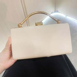 <span class=keywords><strong>Sac</strong></span> messager en cuir gaufré <span class=keywords><strong>Metis</strong></span>, créateur de mode, véritable cuir de vache, sacs pour femmes - Product Image 2