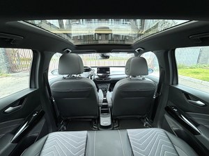 <span class=keywords><strong>Volkswagen</strong></span> <span class=keywords><strong>ID</strong></span>.<span class=keywords><strong>3</strong></span> 2024 Usado, Hatchback Eléctrico, 125kW, 450km de Autonomía, Conducción Autónoma L2, Techo Panorámico, Vehículo Usado Confiable para Exportación - Product Image 4