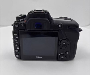 Cámara de Segunda Mano Original de Alto Rendimiento D7500, 21MP, APS-C CMOS, Resolución <span class=keywords><strong>4K</strong></span>, Solo Cuerpo - Product Image 1