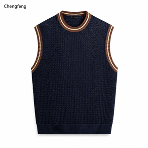 Débardeur tricoté personnalisé pour homme, col rond, décontracté, avec bordure côtelée contrastante - Product Image 3
