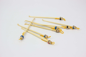 Tête de poupée en <span class=keywords><strong>bois</strong></span>, cuillère d'oreille en <span class=keywords><strong>bois</strong></span>, <span class=keywords><strong>cure</strong></span>-oreille, promotion, fournisseur chinois - Product Image 6