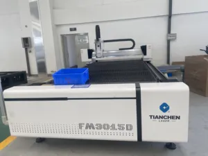 Mesin pemotong serat laser cnc buatan Tiongkok dengan laser serat kualitas tinggi dan harga rendah