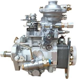 Pompe à carburant Bosch 4D105-5 pour excavatrice TATA - Marque HongWang - Product Image 2