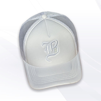 Gorra Trucker con Bordado Personalizado en 3D, Tejido de Malla Transpirable, Diseño Casual Unisex, Hecha en Vietnam, Empacada en Caja