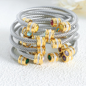 YF3693 เครื่องประดับสแตนเลสสตีลชุบทอง 18k ประดับเพทายหลากสีสันเดือนธันวาคม ดีไซน์เปิดแบบกำไลข้อมือยอดนิยม - Product Image 4