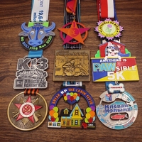 Médaille de finisseur de marathon personnalisée en alliage de zinc émaillé 3D, couleur or antique, pour récompense de course
