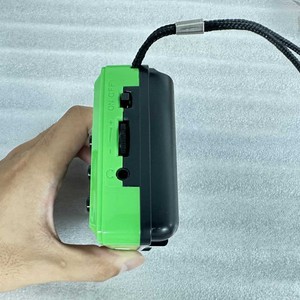 Radio portable FM Lecteur MP3 avec haut-parleur intégré Affichage LED Batterie rechargeable Alimentation USB Corps en plastique - Product Image 3