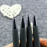 Stylos à bille rétractables promotionnels 1,0 mm en plastique, encre noire fluide, pour l'école, le bureau, cadeaux en gros avec logo personnalisé
