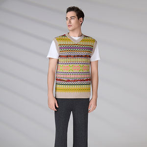 Gilet en tricot jacquard sans manches pour homme, col en V, design personnalisé avec logo OEM du fabricant - Product Image 3