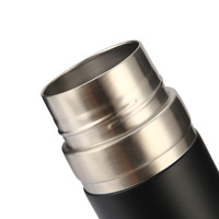 Bouteilles d'eau isothermes en acier inoxydable à double paroi sans BPA de 500 ml et 750 ml avec couvercles