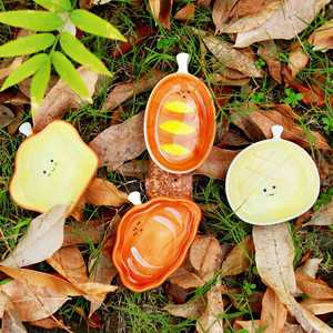 Assiette créative en porcelaine peinte à la main, motif végétal irrégulier mignon, pour croissants, sauces et desserts - Product Image 2