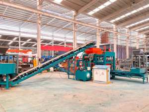 เครื่องผลิตบล็อกกลวง QT4-15ฉนวนโฟมคอนกรีตปูทางอัตโนมัติเต็มรูปแบบในแอฟริกา - Product Image 2